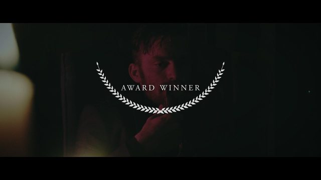 Large Laurel Award Badge Animation for Films Premiere Pro MOGRT